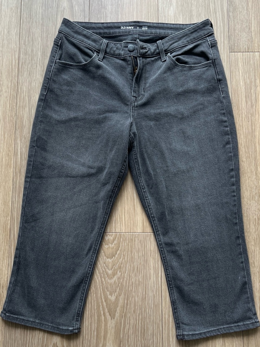 Old Navy Mid Rise Wow black wide leg Capri #denim #wideleg